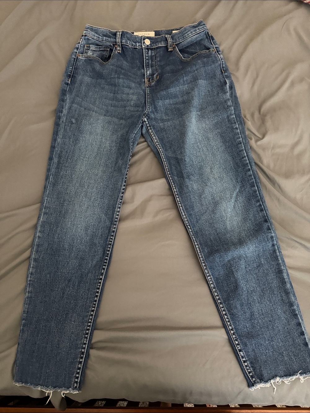 Pacsun - Vintage Icon - Women’s Mid-Blue Straight Jeans